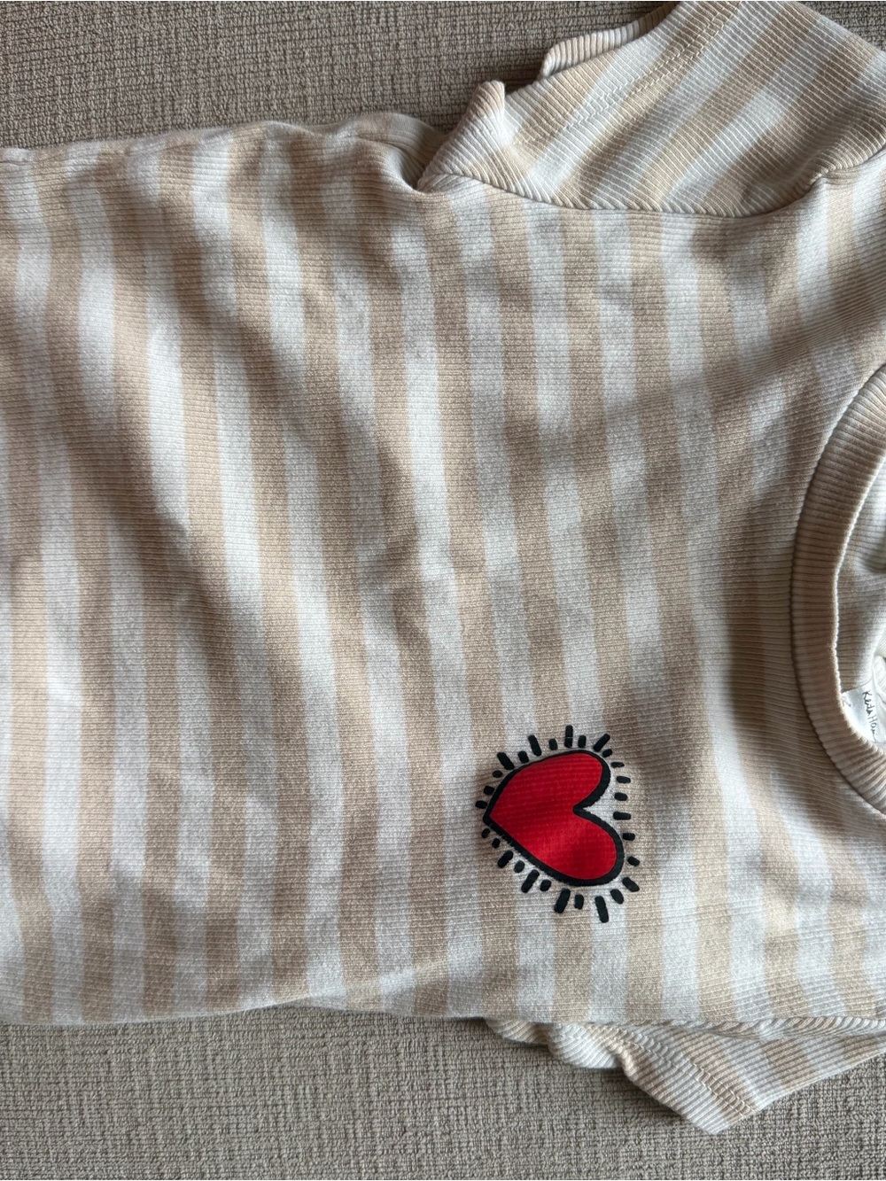 H&M Beige and White Striped Tee with Red Heart Patch